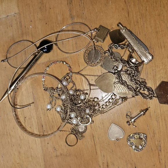 Gold Filled Items - Picture 1 of 1